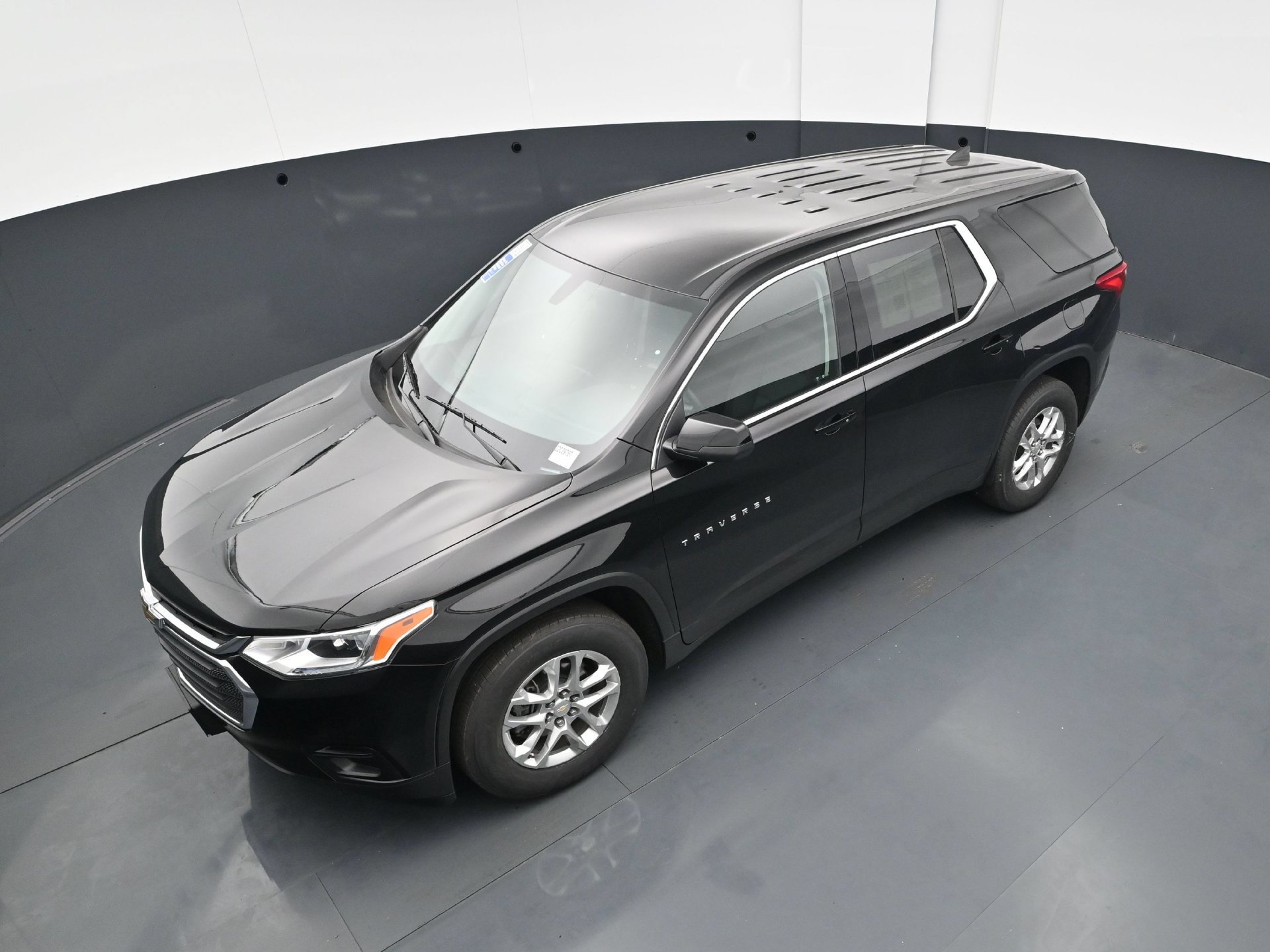Used 2021 Chevrolet Traverse LS AWD/4WD image 37