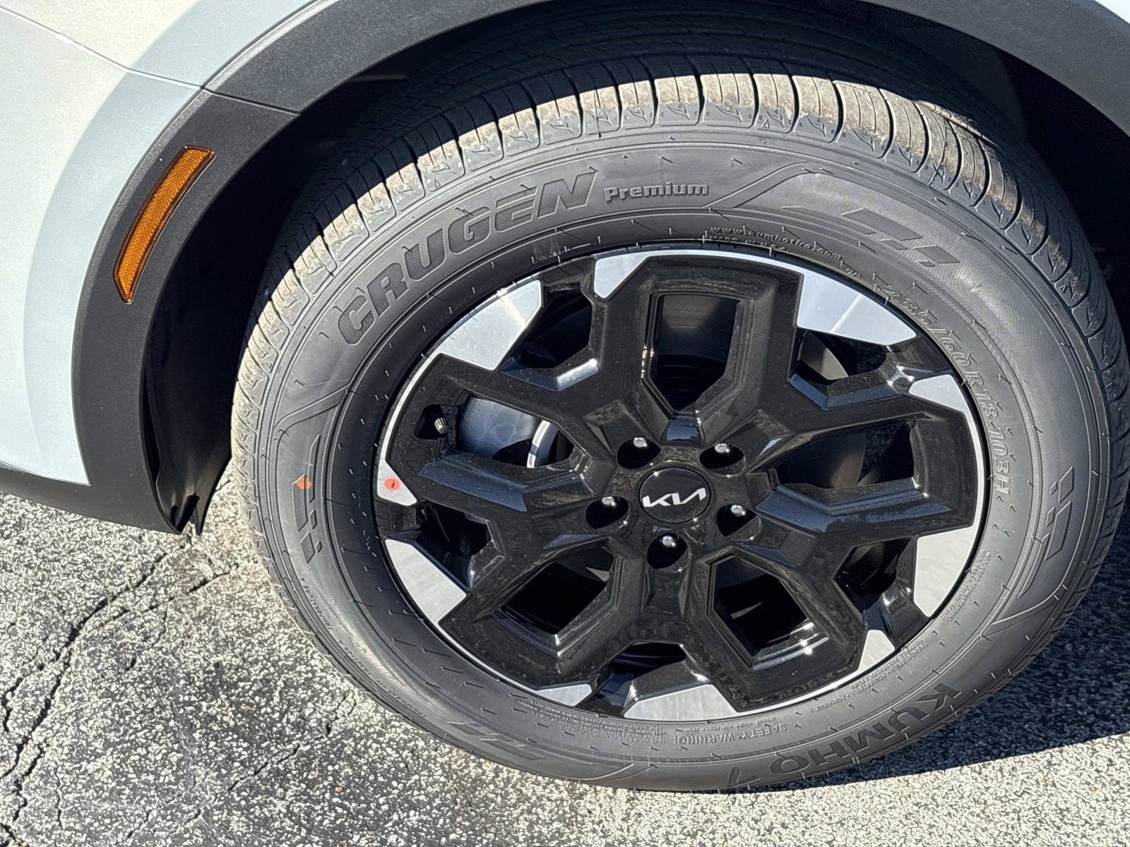 New 2026 Kia Sorento S image 11