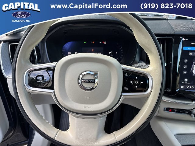 Used 2025 Volvo XC60 B5 Plus w/ Protection Package Premier AWD/4WD image 25