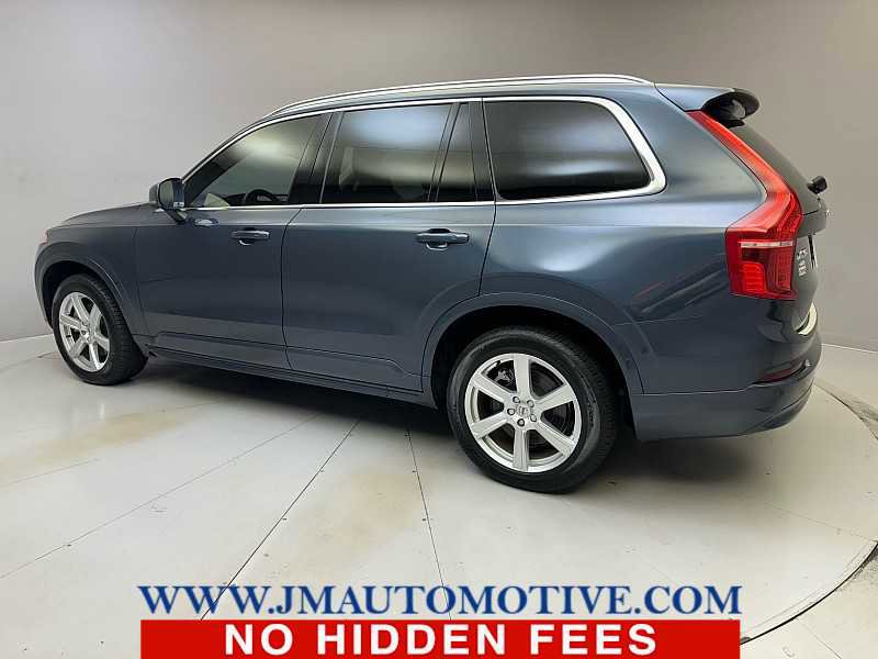 Used 2023 Volvo XC90 B5 Core w/ Protection Package Premier image 3