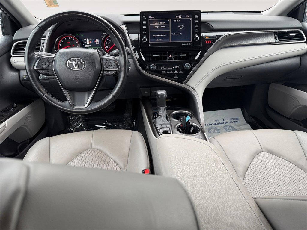 Used 2023 Toyota Camry XSE image 10