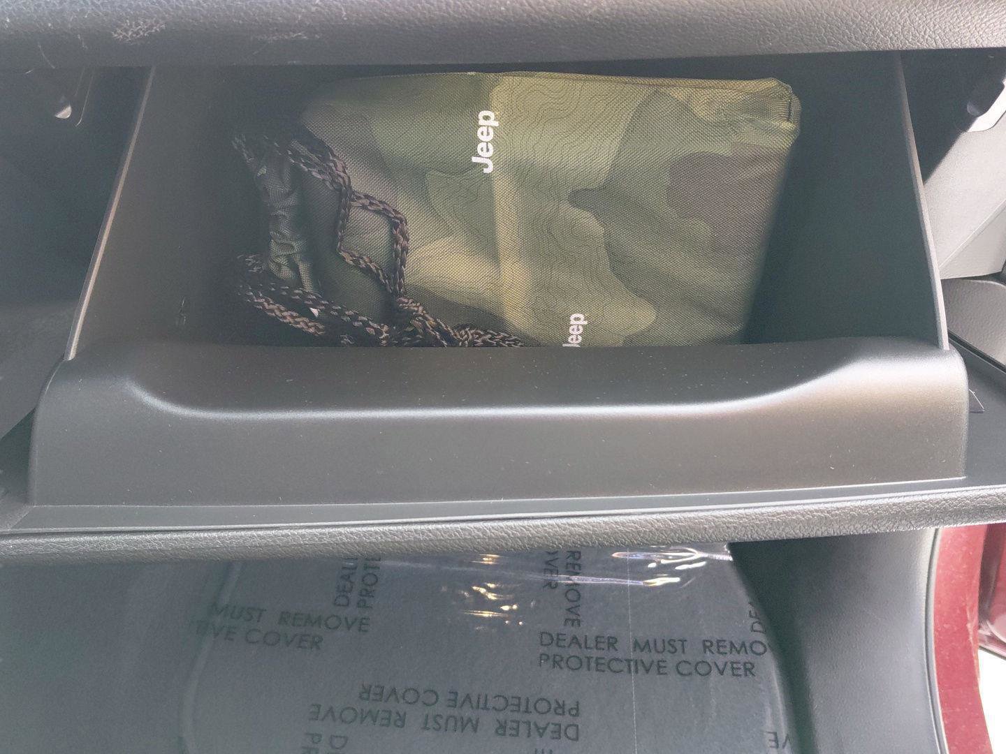 Used 2023 Jeep Grand Cherokee Altitude image 27