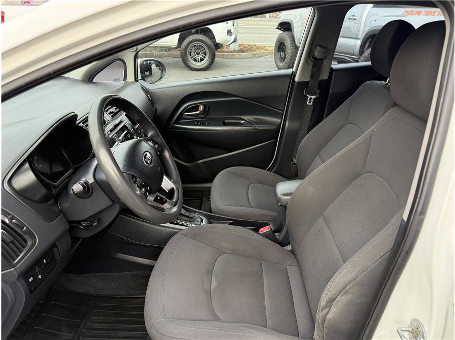 Used 2014 Kia Rio EX image 5