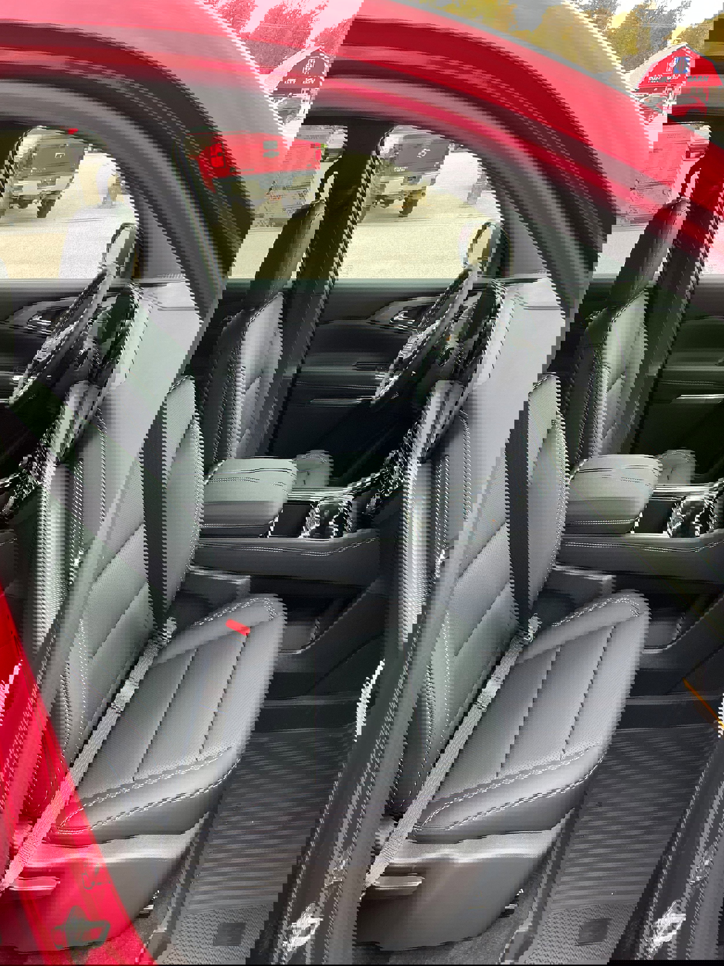 New 2026 Chevrolet Traverse LT w/ Driver Confidence Package image 11