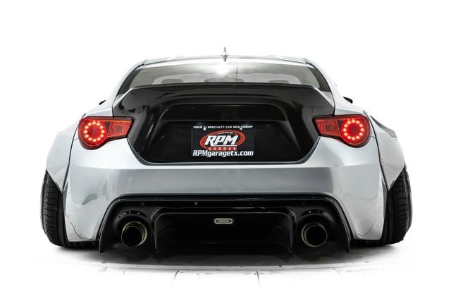 Used 2015 Scion FR-S image 3