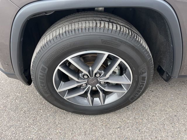 Used 2019 Jeep Grand Cherokee Limited image 18