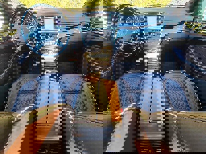 Used 2015 Mercedes-Benz ML 400 4MATIC image 11