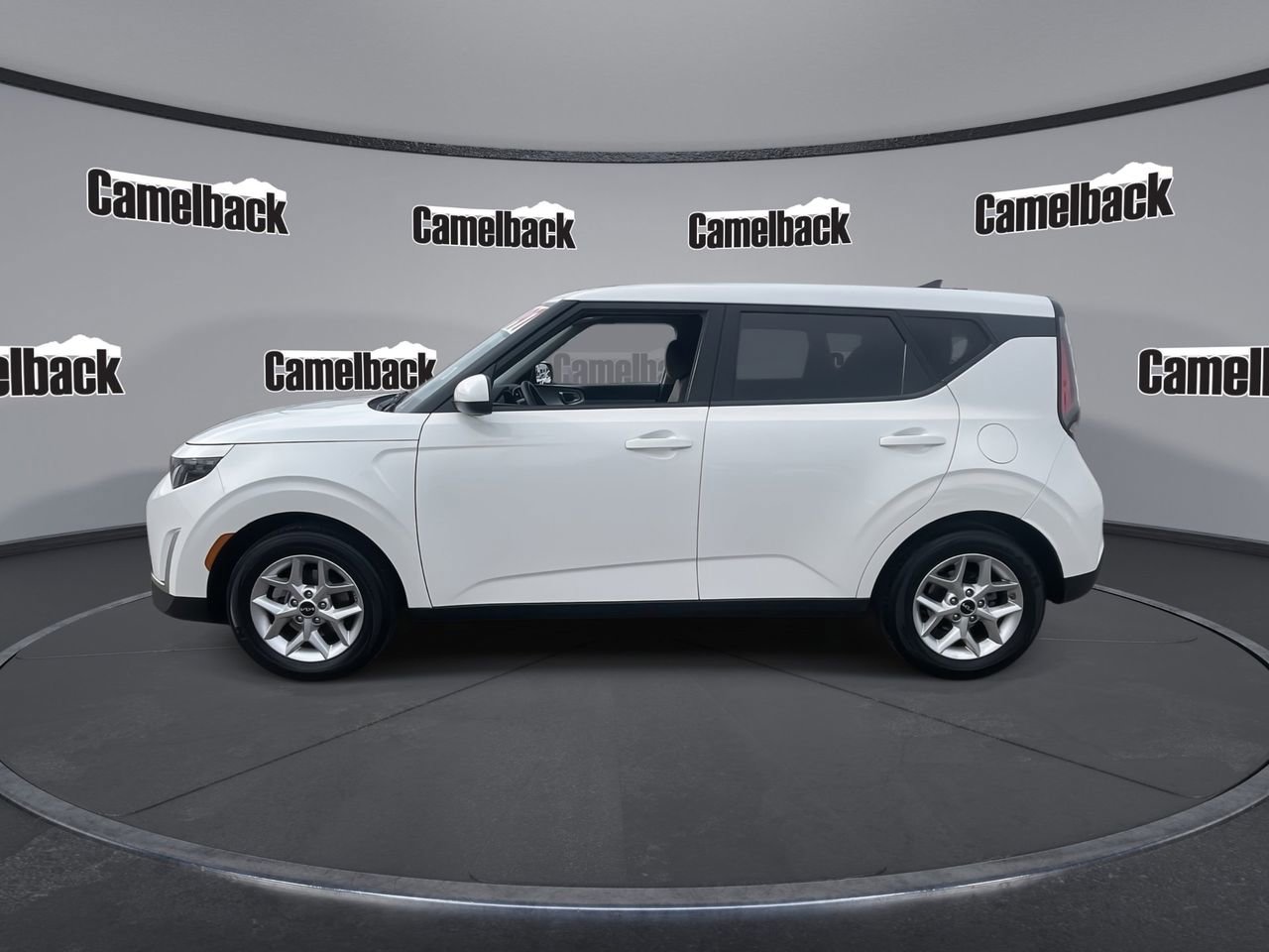 Certified 2024 Kia Soul LX w/ Option Group 015 FWD image 4