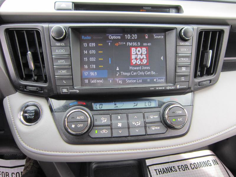 Used 2016 Toyota RAV4 Limited image 17