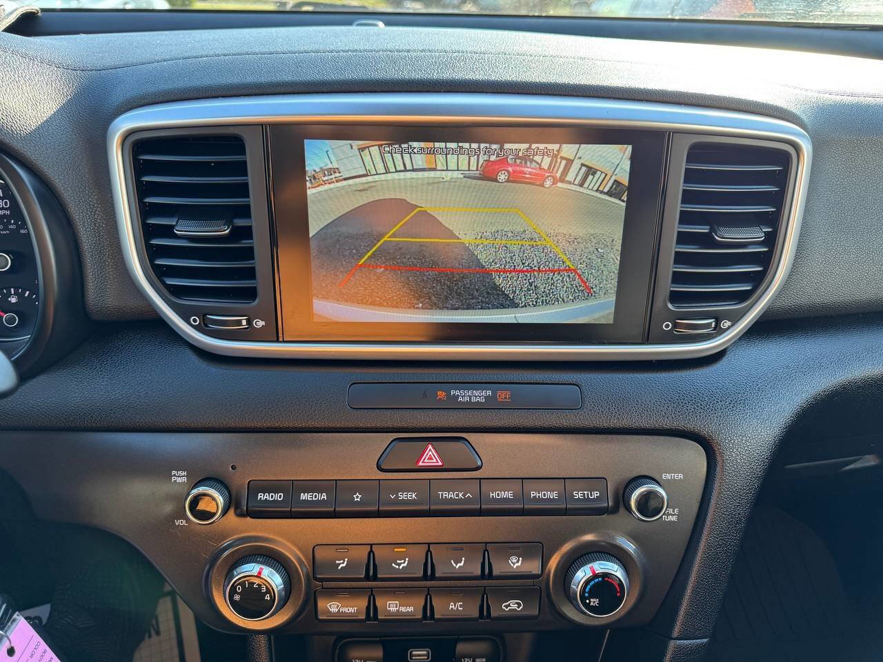 Used 2021 Kia Sportage LX image 12