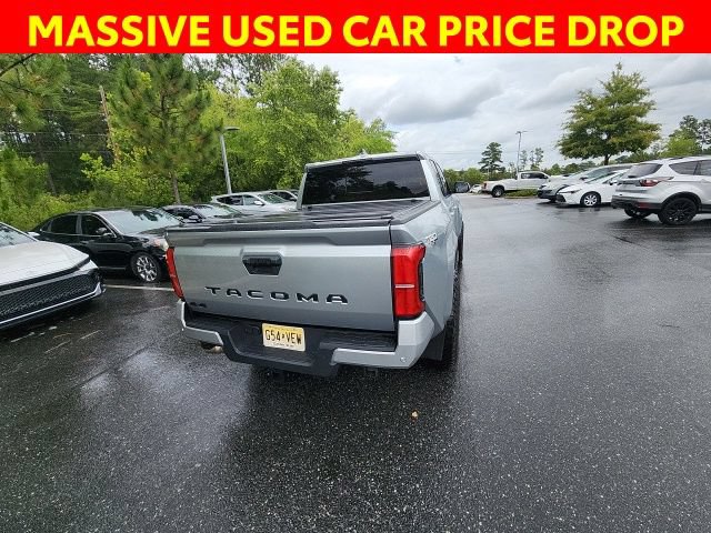 Used 2024 Toyota Tacoma TRD Sport w/ TRD Sport Premium Package AWD/4WD image 13
