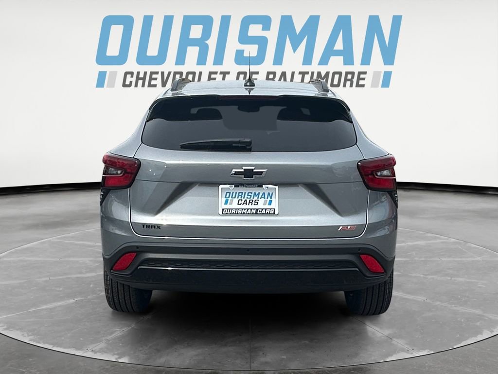 New 2026 Chevrolet Trax RS w/ Sunroof Package FWD image 5