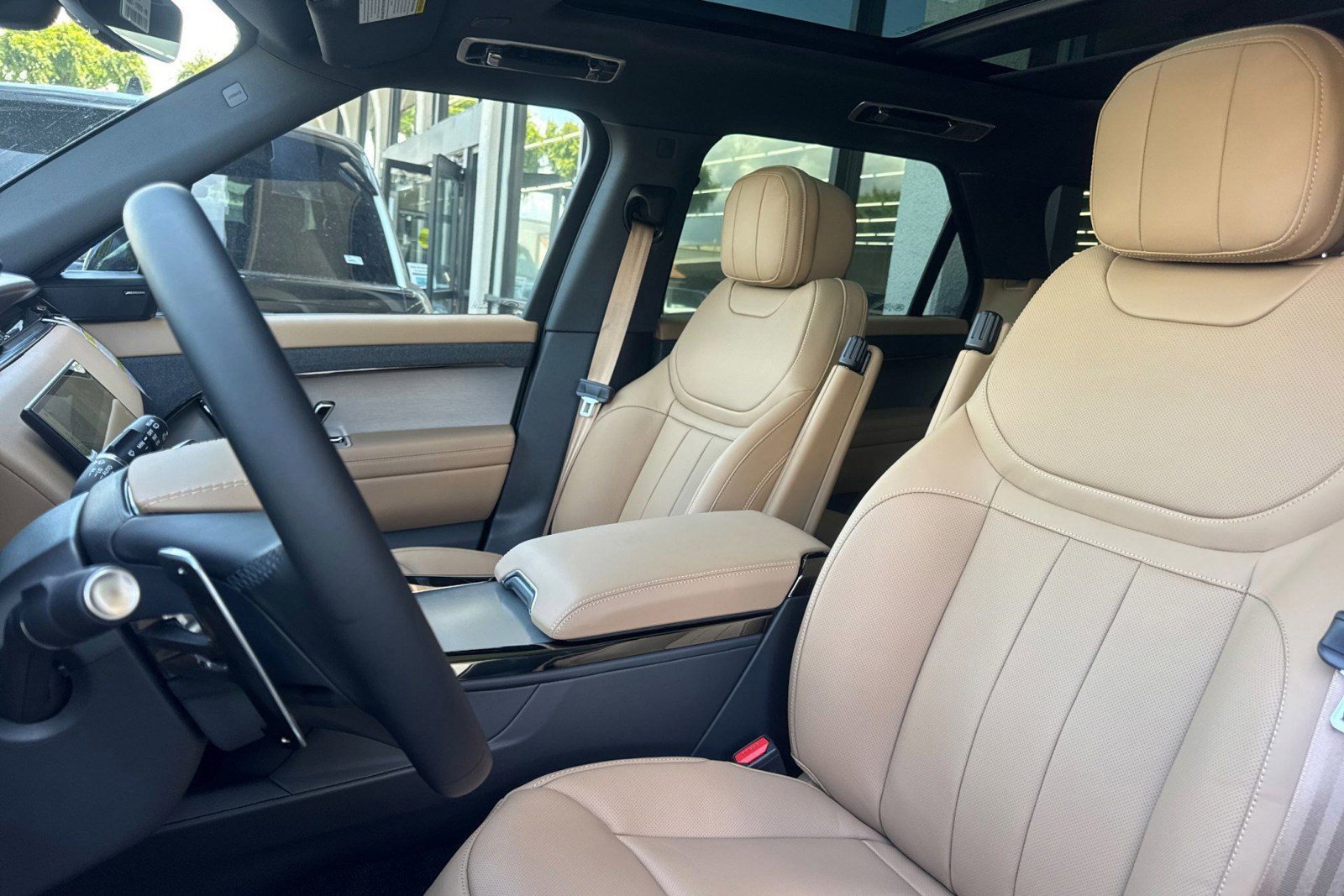 New 2026 Land Rover Range Rover Sport SE AWD/4WD image 21