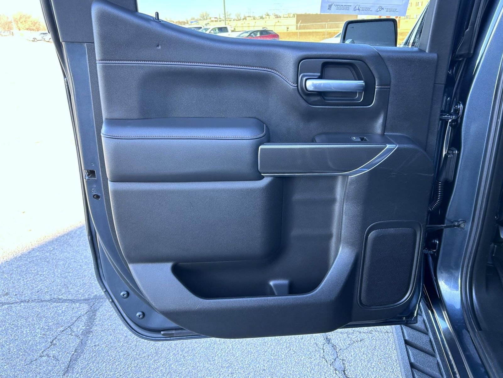 Certified 2021 GMC Sierra 1500 AT4 w/ AT4 Premium Package image 17