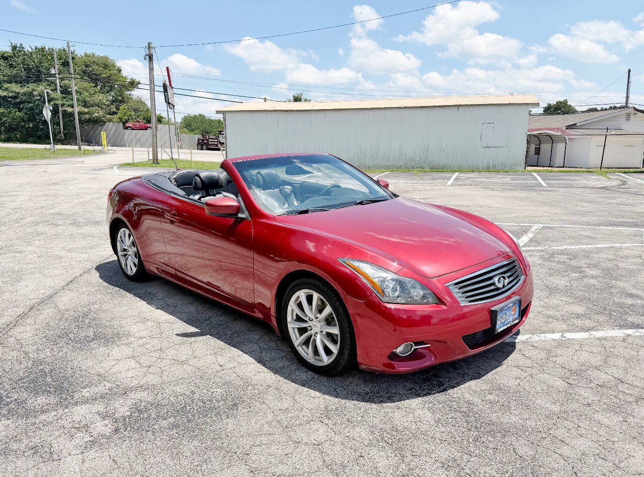 Used 2014 INFINITI Q60 Convertible w/ Premium Package RWD image 2