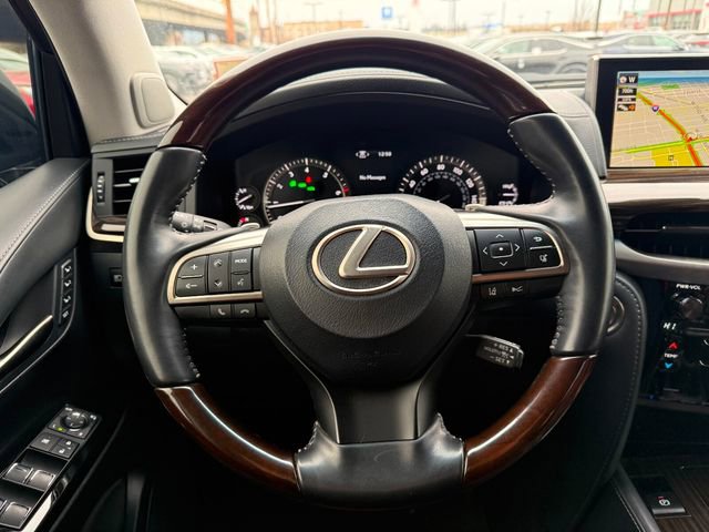 Used 2019 Lexus LX 570 4WD image 16