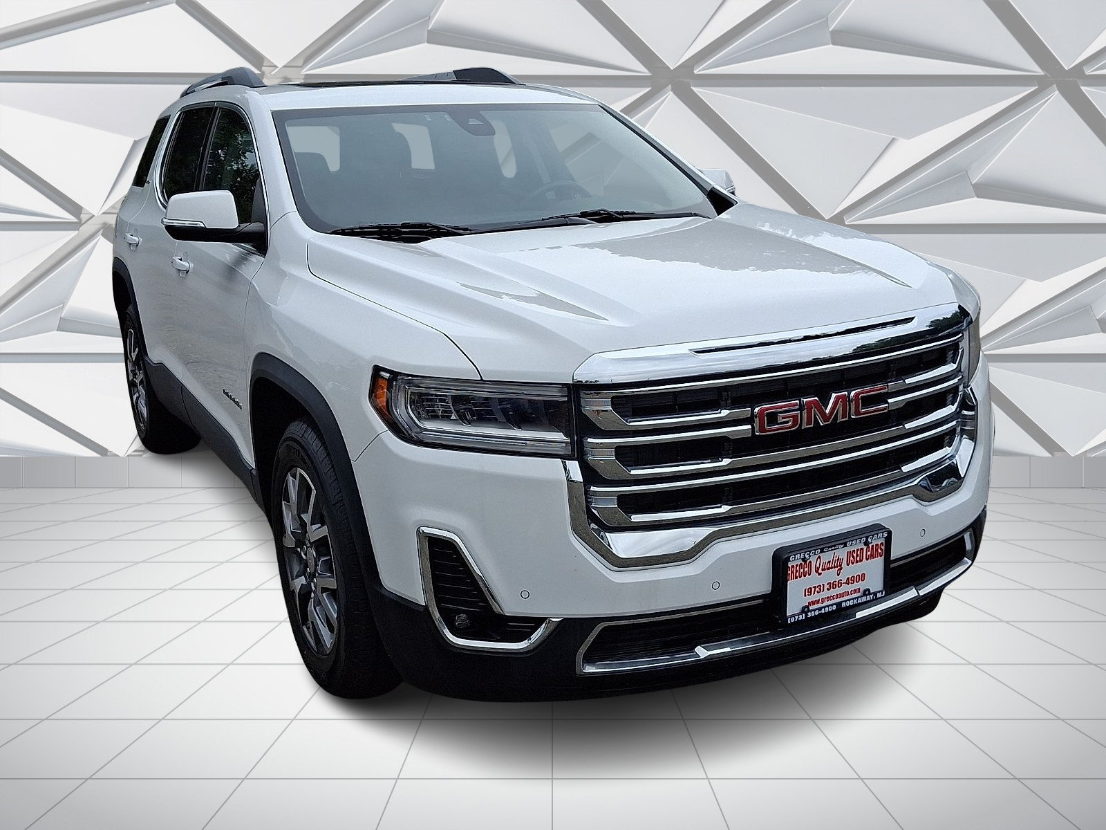 Used 2023 GMC Acadia SLT AWD/4WD image 2