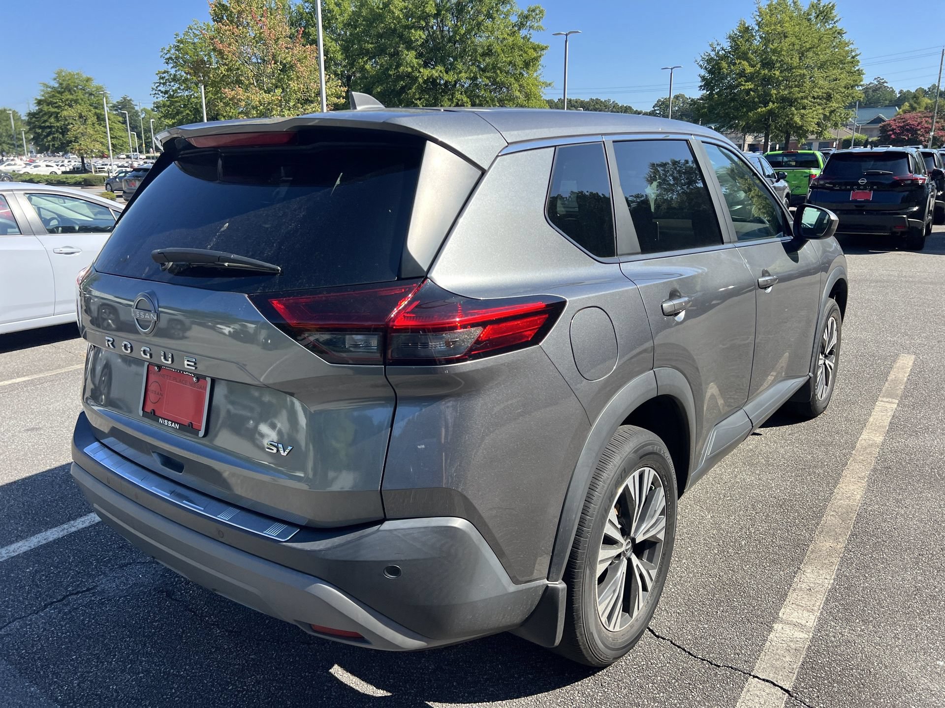 Certified 2023 Nissan Rogue SV FWD image 4