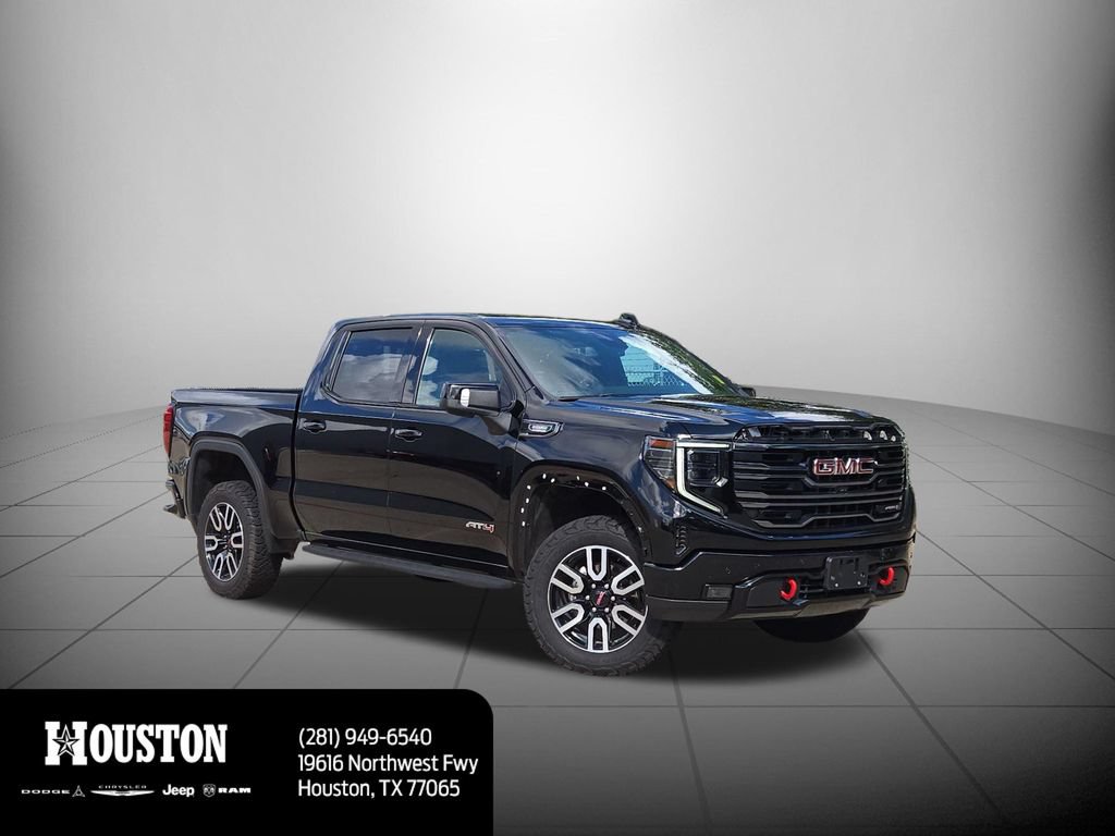 Used 2023 GMC Sierra 1500 AT4 w/ AT4 Premium Package AWD/4WD image 3