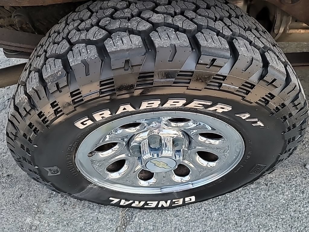 Used 2011 Chevrolet Silverado 1500 LS AWD/4WD image 29