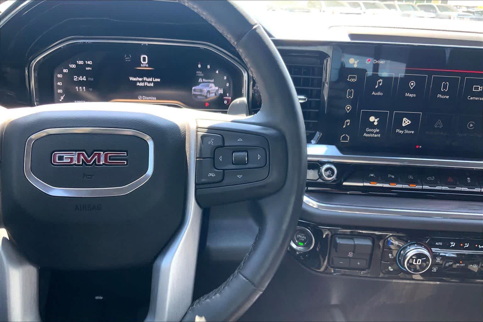 Used 2024 GMC Sierra 1500 SLT AWD/4WD image 25