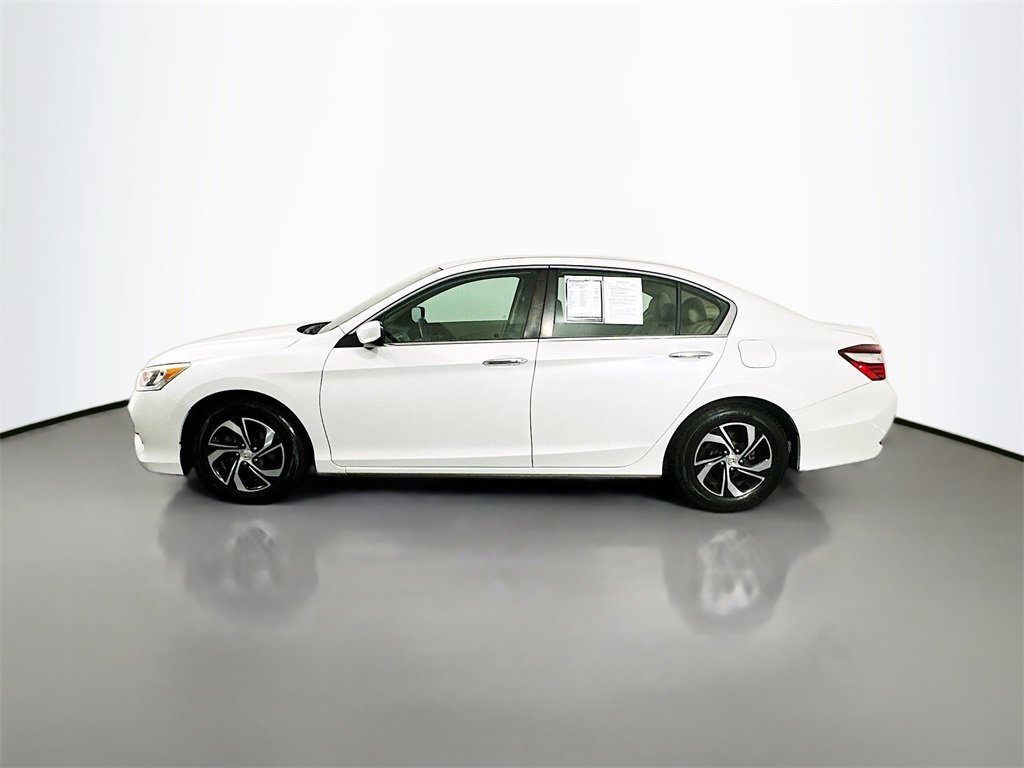 Used 2017 Honda Accord LX image 4