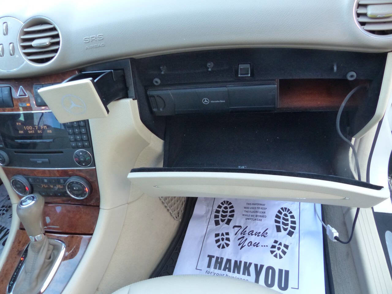 Used 2009 Mercedes-Benz CLK 350 Coupe image 37