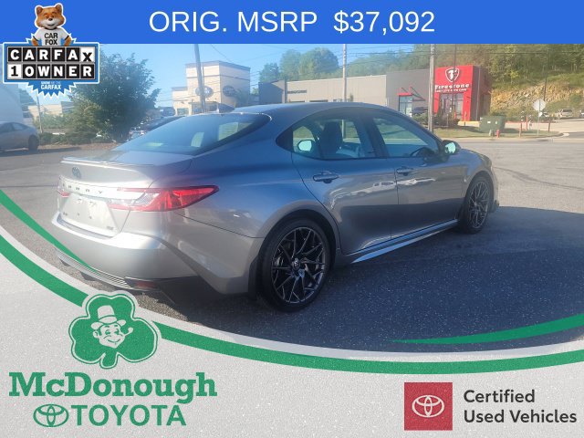 Certified 2025 Toyota Camry SE FWD image 6