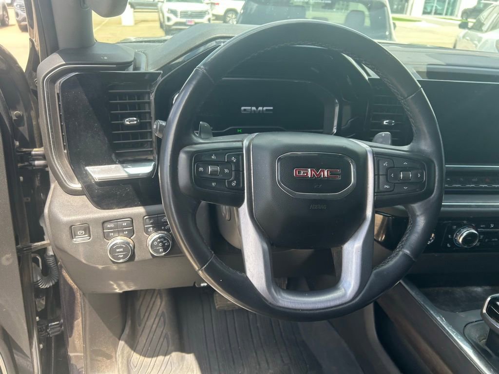 Used 2023 GMC Sierra 1500 SLT w/ SLT Premium Package AWD/4WD image 5
