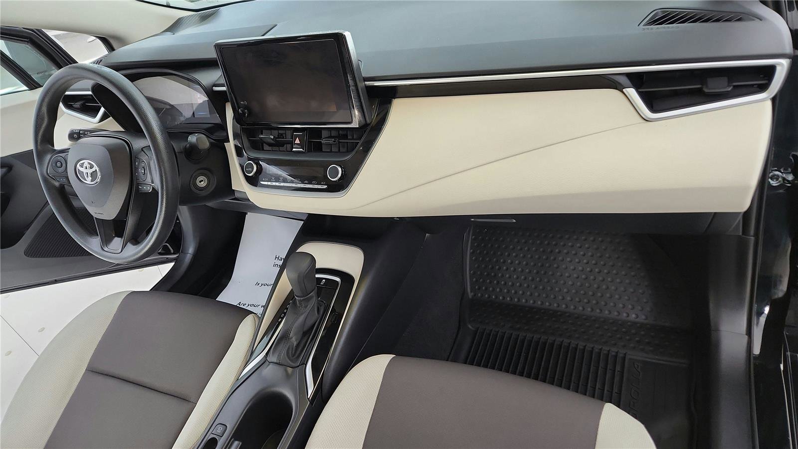 Used 2023 Toyota Corolla LE image 16