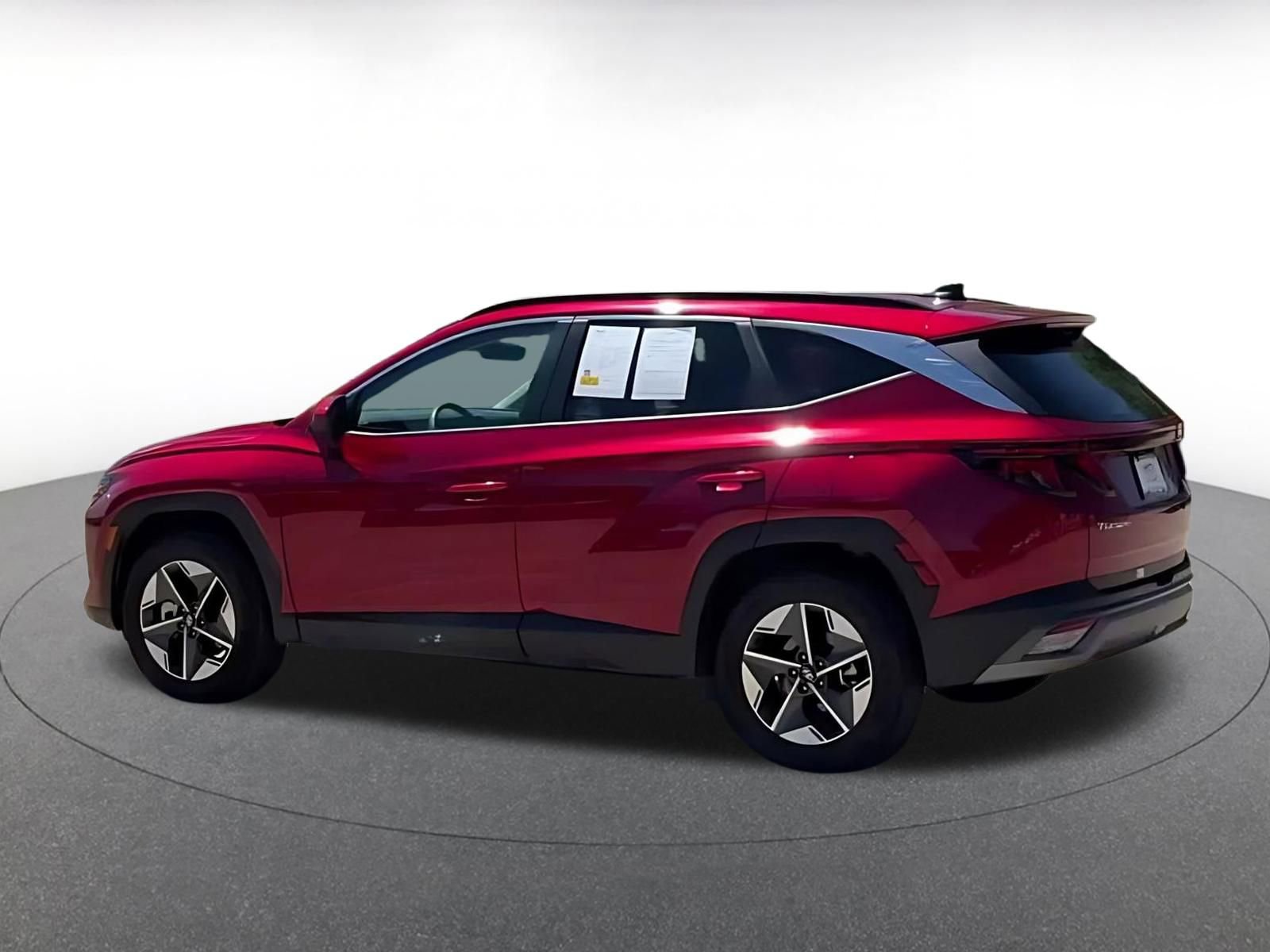 Used 2025 Hyundai Tucson SEL AWD/4WD image 9