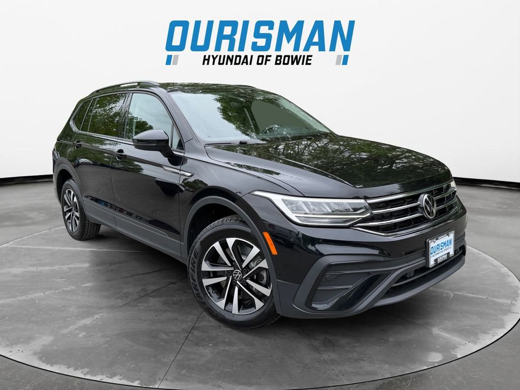 Used 2023 Volkswagen Tiguan S w/ Driver Assistance Package AWD/4WD image 1
