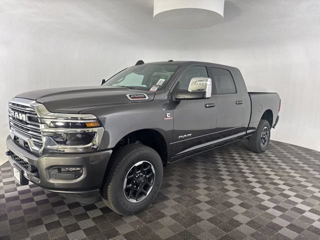Used 2025 RAM 2500 Laramie AWD/4WD image 5