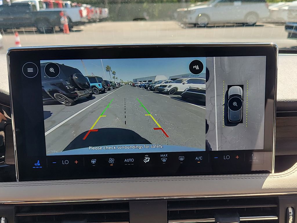 Used 2025 Lincoln Corsair Reserve w/ Jet Appearance Package image 22