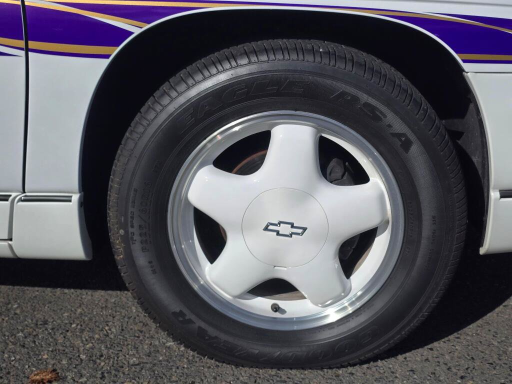 Used 1995 Chevrolet Monte Carlo Z34 FWD image 28
