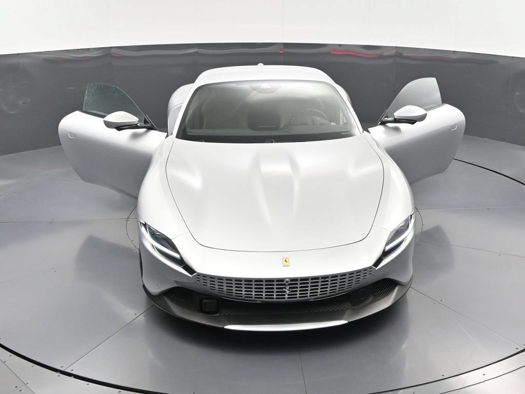 Used 2024 Ferrari Roma RWD image 32
