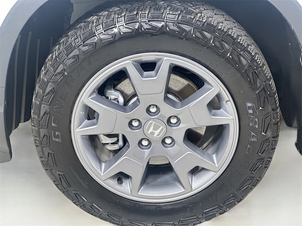 Certified 2025 Honda Passport TrailSport image 33