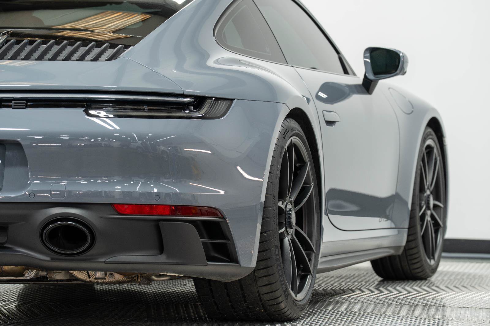 Used 2023 Porsche 911 Carrera GTS RWD image 18