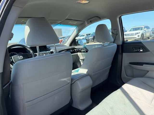 Used 2016 Honda Accord LX image 10