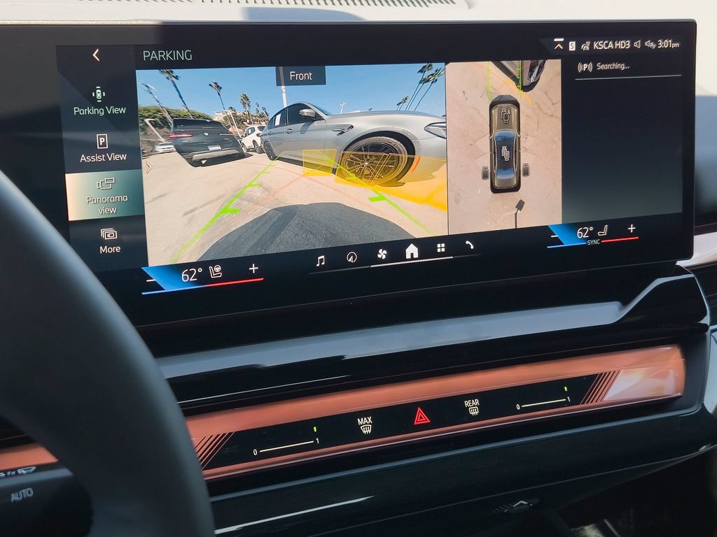 Used 2026 BMW i5 eDrive40 w/ Premium Package RWD image 12