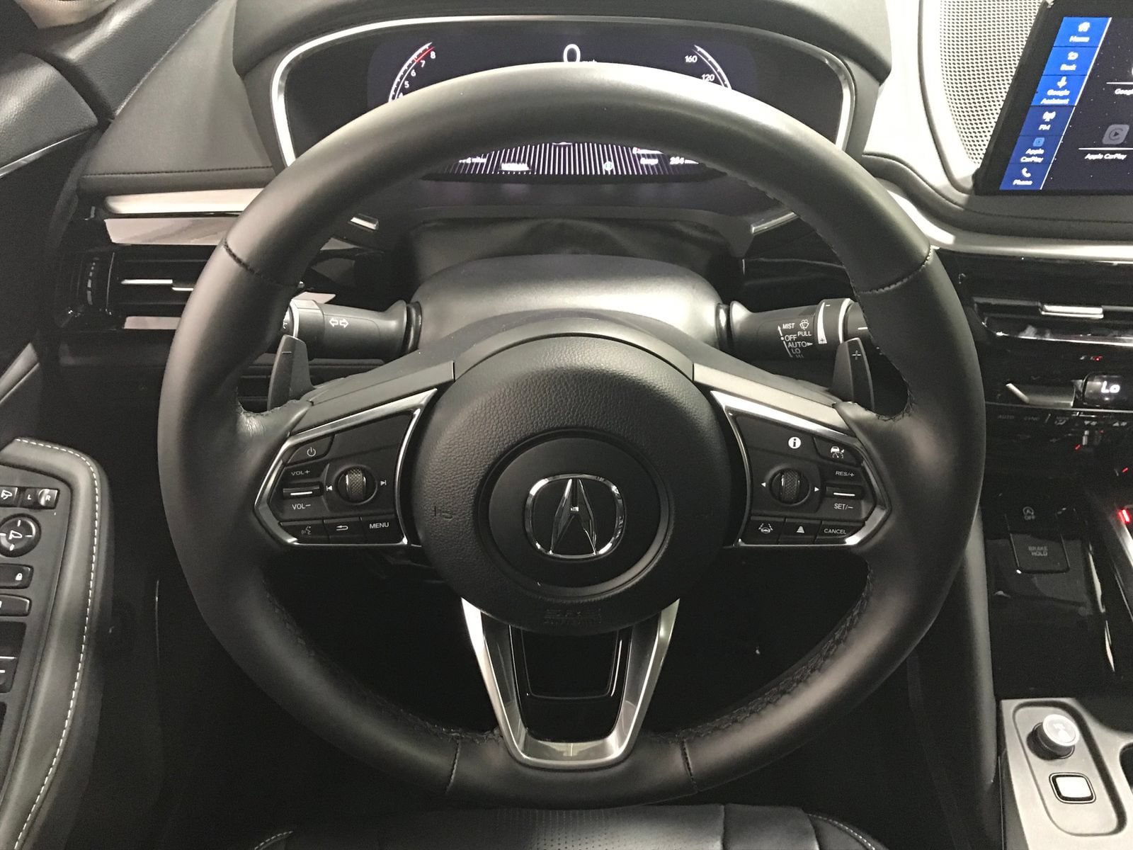 Used 2025 Acura MDX w/ Technology Package AWD/4WD image 6