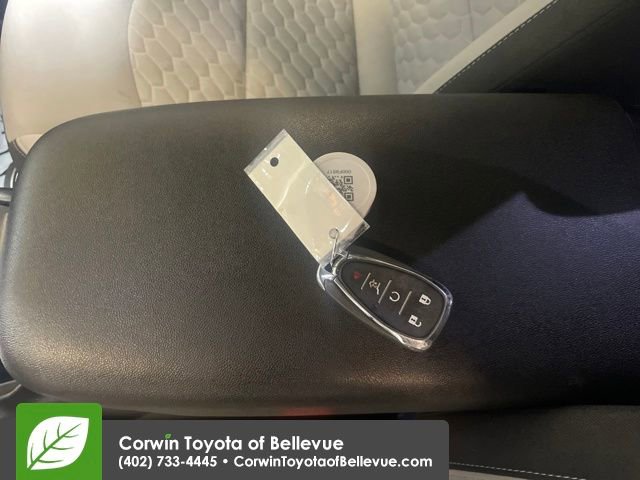 Used 2018 Chevrolet Equinox LT w/ Sun & Infotainment Package image 29