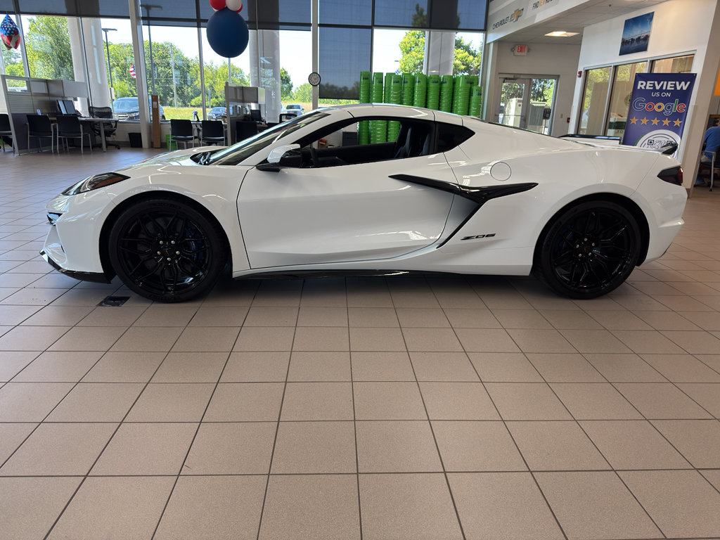 New 2026 Chevrolet Corvette Z06 w/ Battery Protection Package RWD image 2