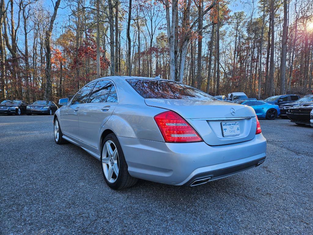 Used 2010 Mercedes-Benz S 400 image 4