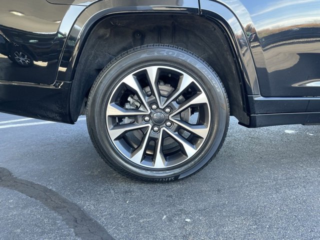 Used 2021 Jeep Grand Cherokee L Overland w/ Luxury Tech Group IV image 38