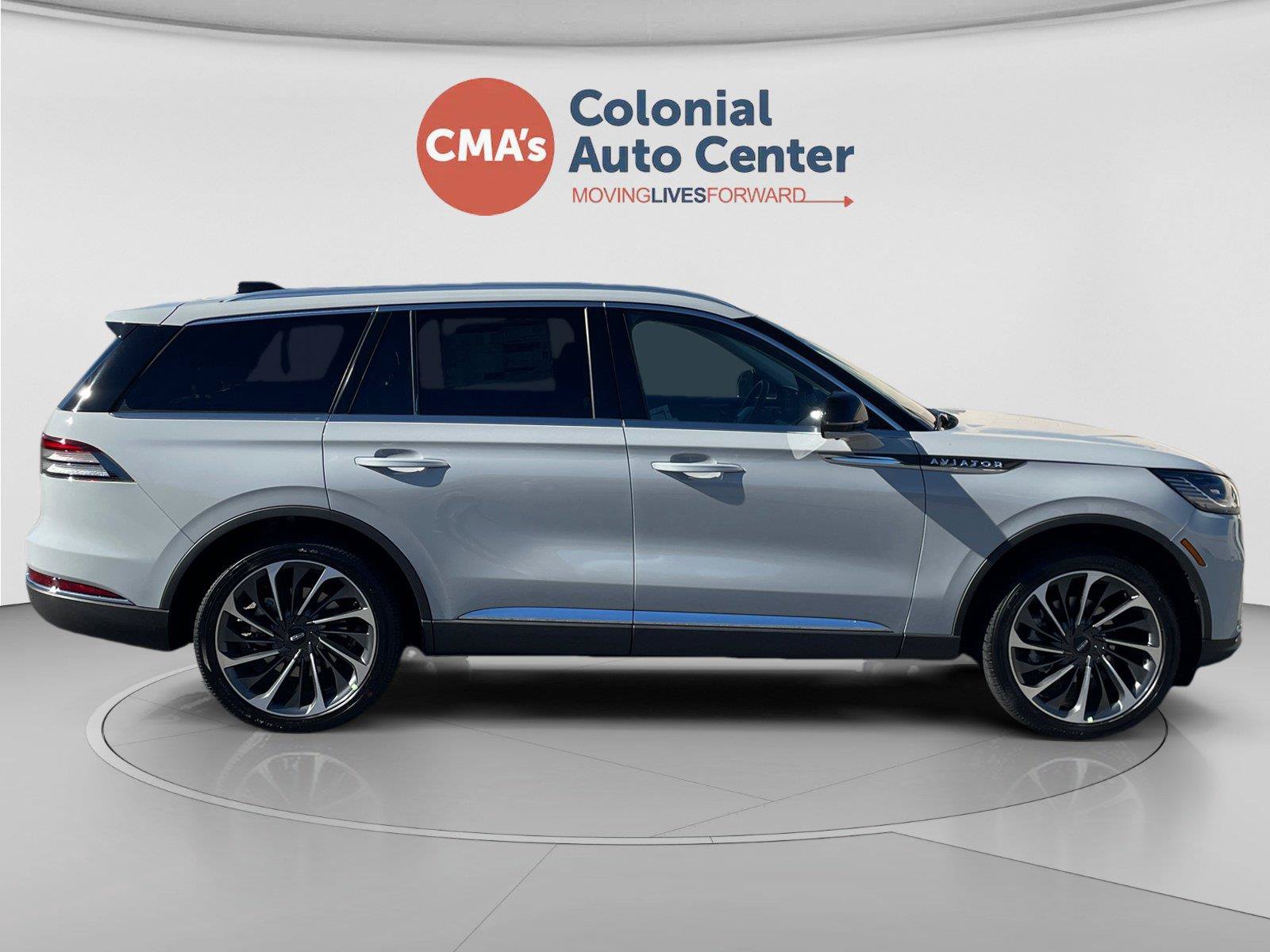 New 2027 Lincoln Aviator Reserve AWD/4WD image 6