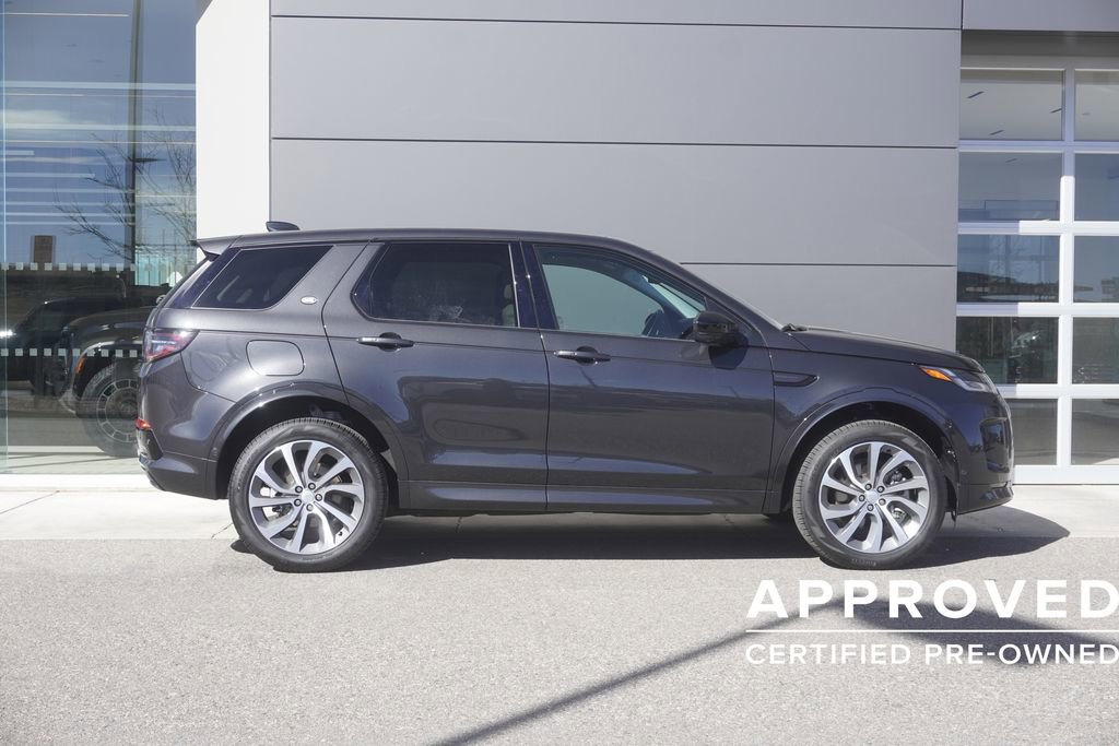Used 2025 Land Rover Discovery Sport S image 7