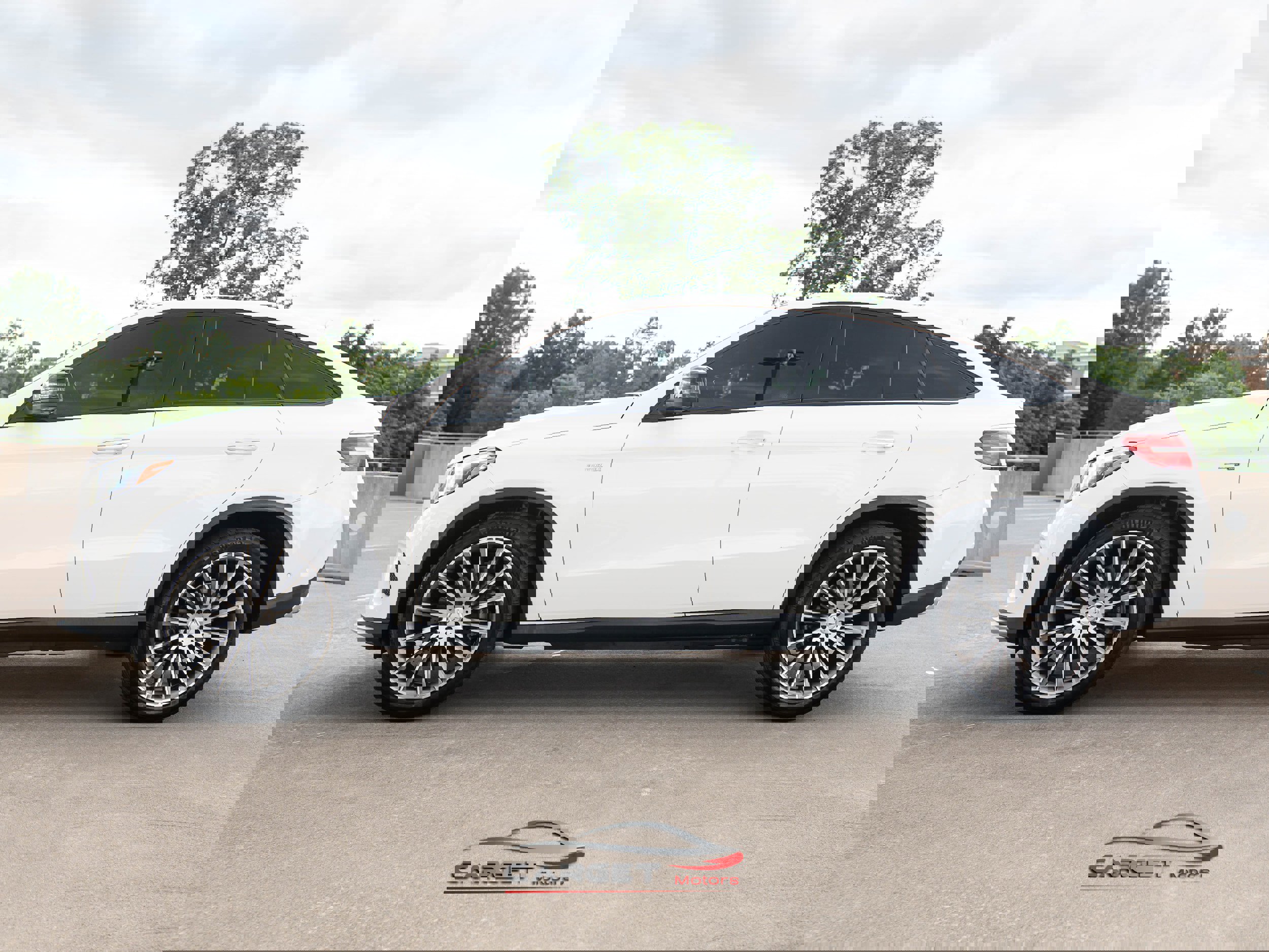 Used 2017 Mercedes-Benz GLE 43 AMG 4MATIC image 4