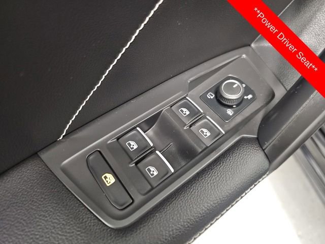 Used 2022 Volkswagen Tiguan SEL R-Line image 13