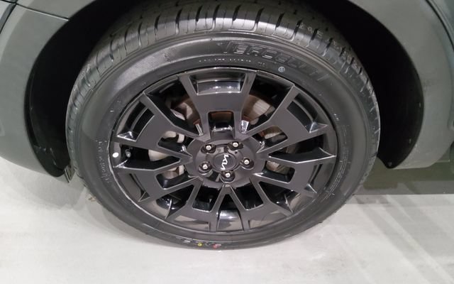 Used 2022 Kia Telluride SX w/ Nightfall Edition Package AWD/4WD image 30